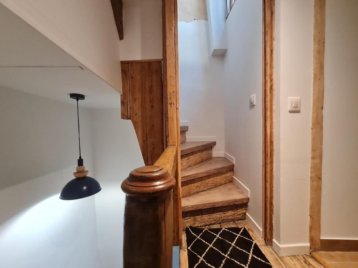 Triplex Avec Vue Sur Place Du Centre Historique. Foix Exteriér fotografie
